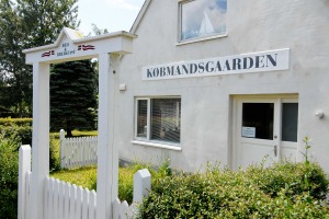 Indgang B & B ude